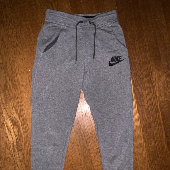 Gray Nike jogger sweats - Picture 1 of 2